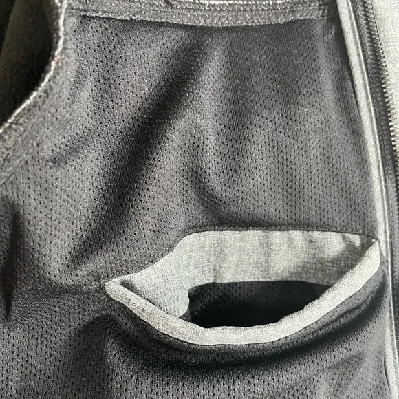 NWT Levi’s Size Small Water 💦 Resistant Jacket - Picture 7 of 12